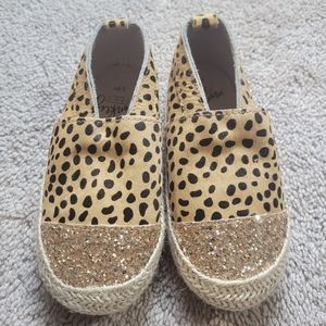 Kids size 3-4 yr old Monkey feet shoes